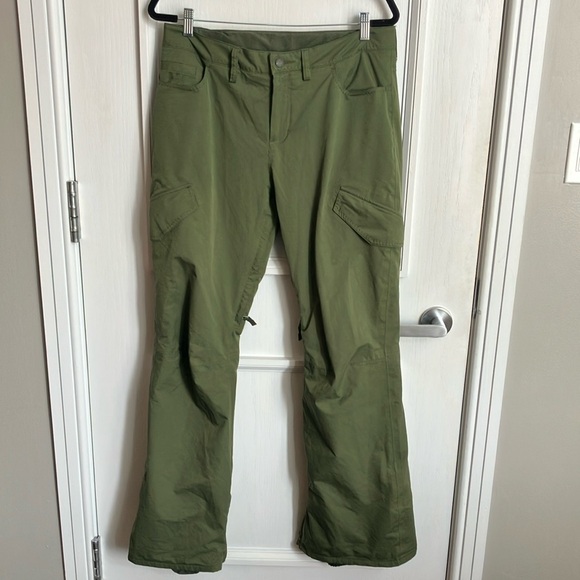 Men’s Burton snowboard pants
